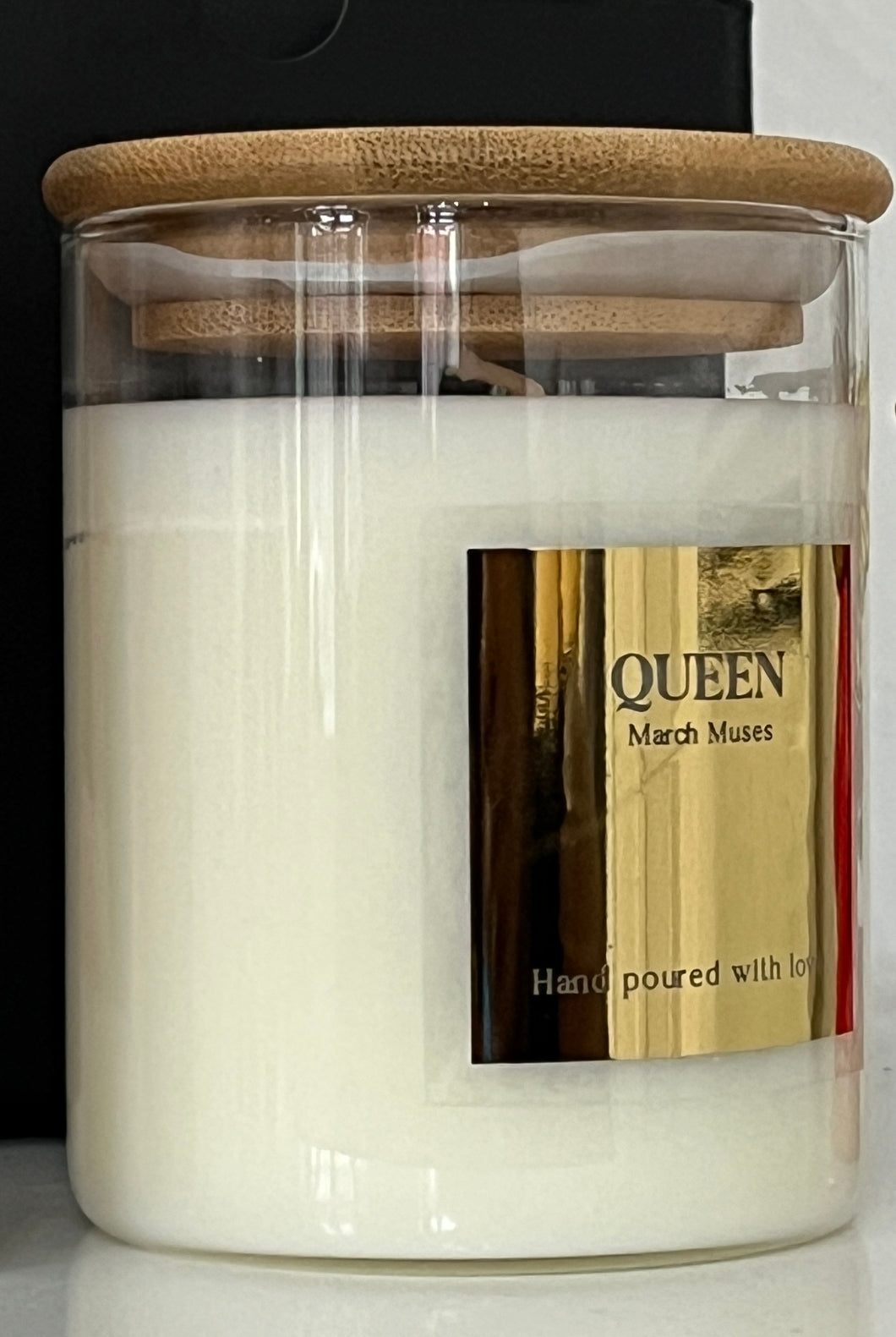J'Adore Queen Candle